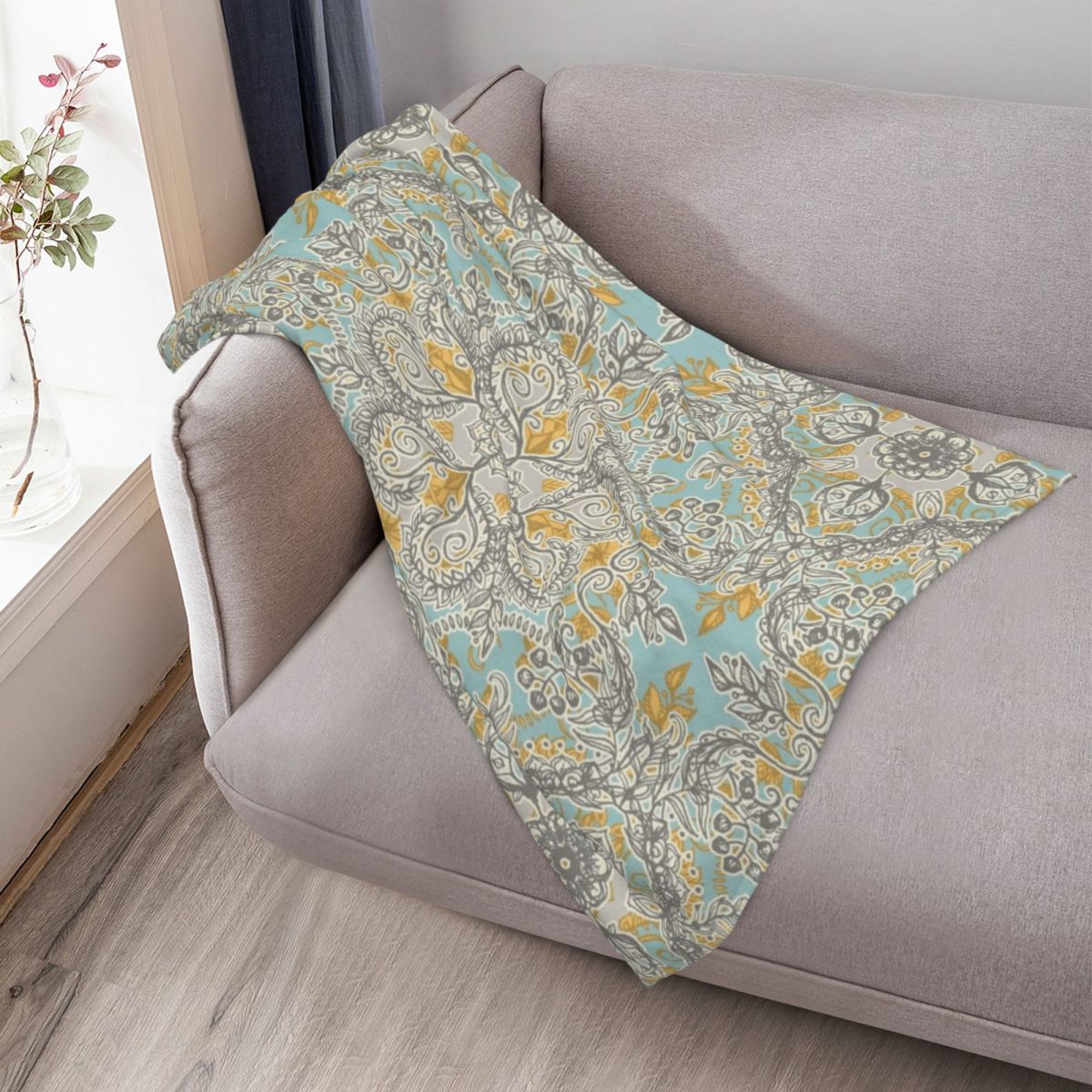 Gypsy Floral in Soft Neutrals, - огляд і ціна Neutral Throw Blanket