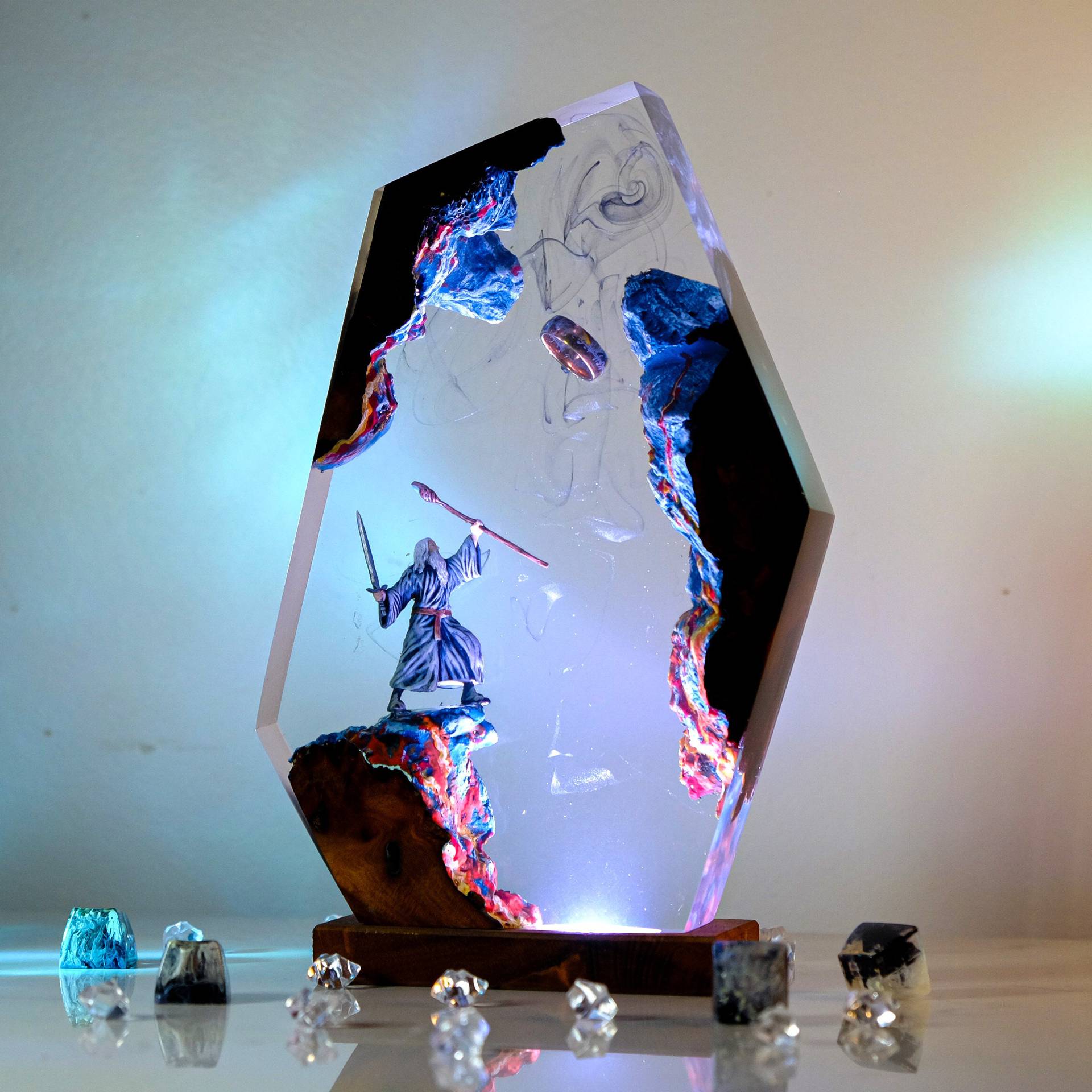 Movie Scence Figure Table Resi - огляд і ціна Home Decor Product