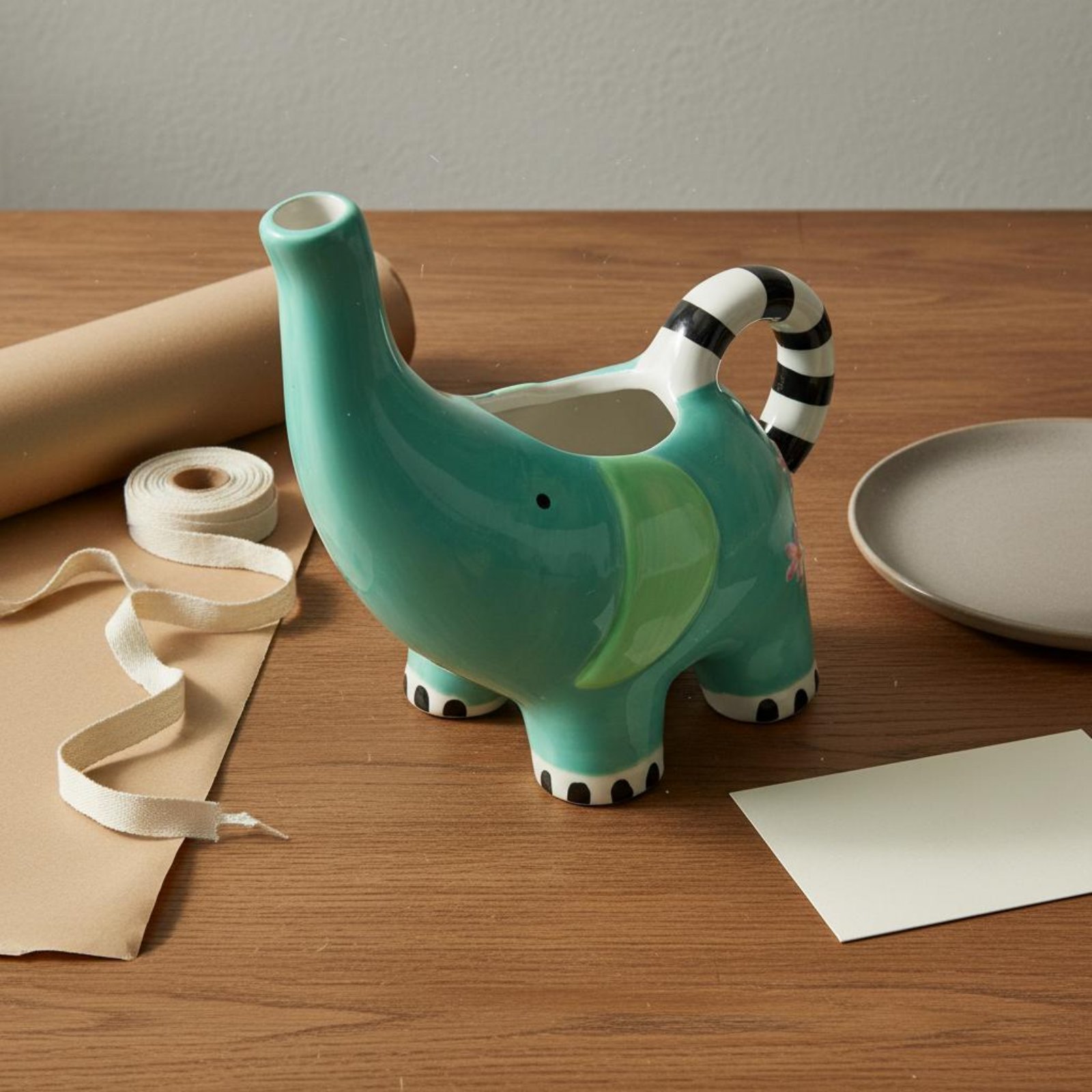 Elephant Watering Can Gift Ide - огляд і ціна Home Decor Garden Ideas