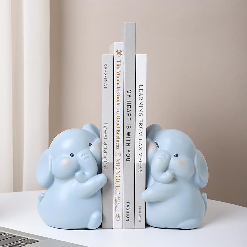 Lovely Cartoon Duck Hugging An - огляд і ціна Home Decor Catalog